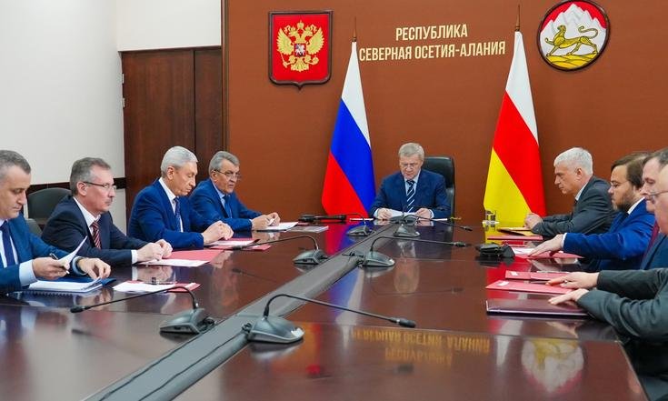 Юрий Чайка провел заседание по актуальным вопросам топливно-энергетического комплекса СКФО