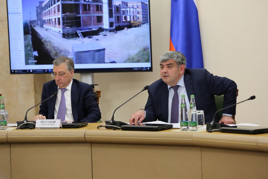 Совещание по вопросам социально-экономического развития республики