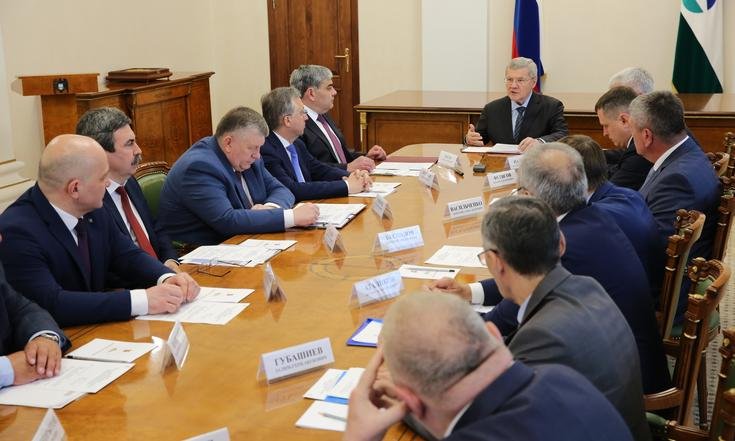 Юрий Чайка провел в Кабардино-Балкарии совещание о работе предприятий оборонно-промышленного комплекса республики