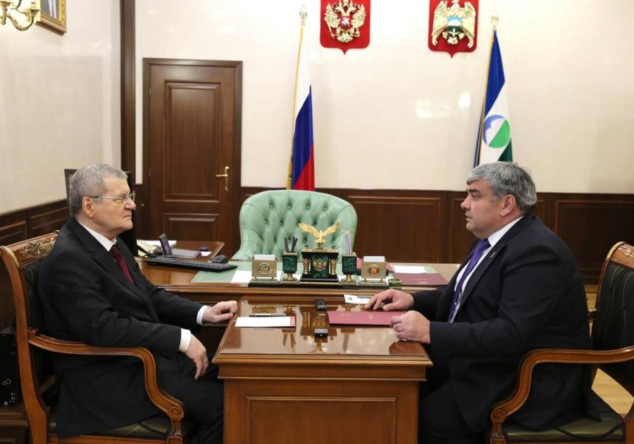 Юрий Чайка и Казбек Коков обсудили общественно-политическую обстановку и ход реализации новых национальных проектов в регионе
