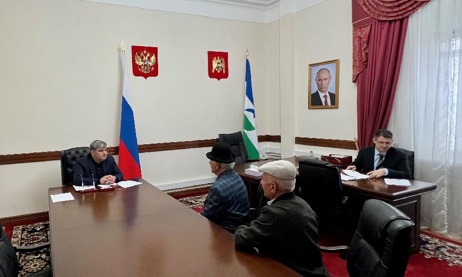 Казбек Коков провел личный прием граждан