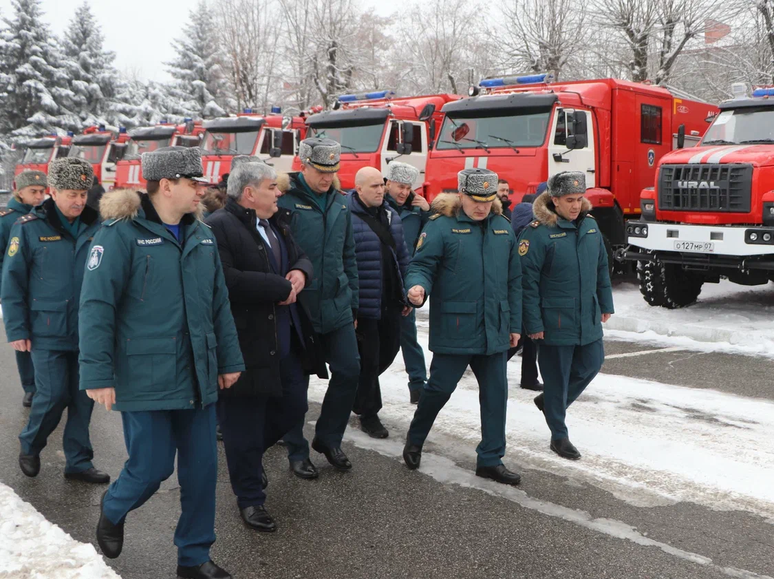 Казбек Коков и Александр Куренков обсудили вопросы обеспечения безопасности туристов в горах Кабардино-Балкарии