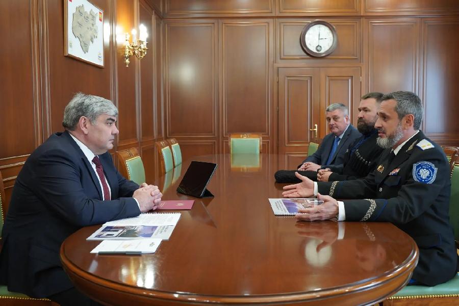 Глава КБР Казбек Коков провел рабочую встречу с атаманами Виталием Кузнецовым и Антоном Трушевым