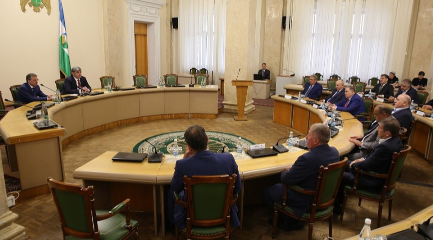 Казбек Коков встретился с представителями крупного бизнеса республики