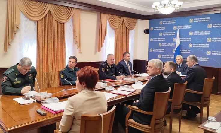 Глава КБР Казбек Коков принял участие в заседании Совета при полномочном представителе Президента РФ в СКФО Юрии Чайке