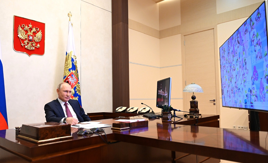 Президент России Владимир Путин рассказал, что влюбился в Кабардино-Балкарию после первого знакомства с ней