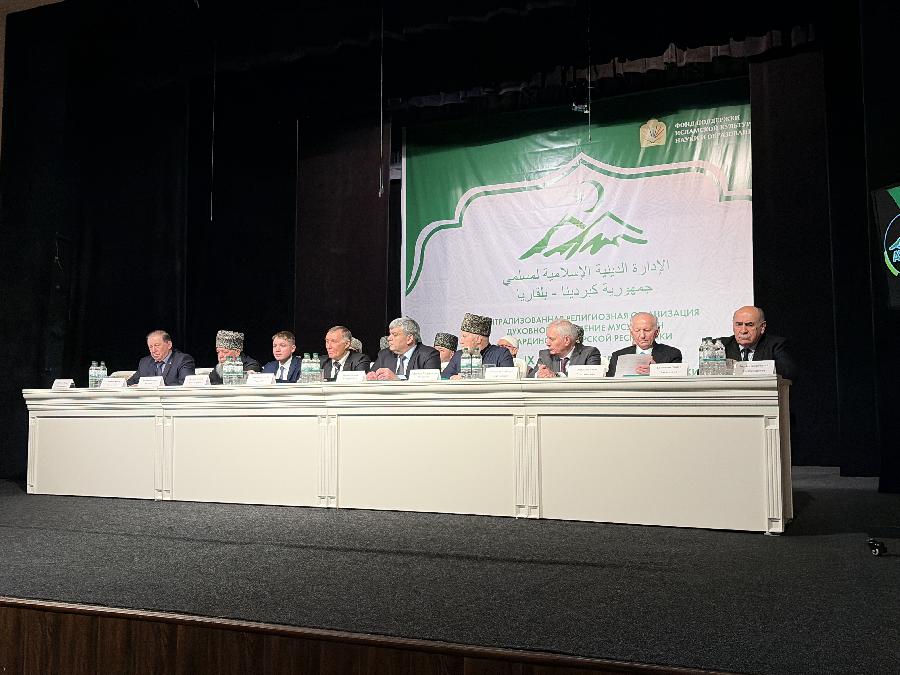 Казбек Коков приветствовал участников IX Съезда мусульман КБР