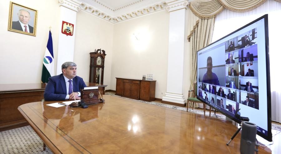 Глава КБР Казбек Коков провел оперативное совещание: электроснабжение восстановлено