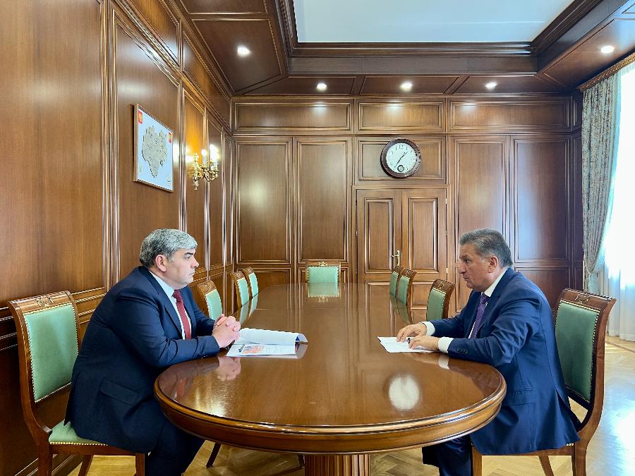 Рабочая встреча с руководителем Кабардино-Балкарского филиала Государственного фонда поддержки участников СВО «Защитники Отечества» Муаедом Дадовым 