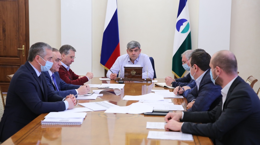 Казбек Коков провел совещание по модернизации первичного звена здравоохранения Кабардино-Балкарской Республики 