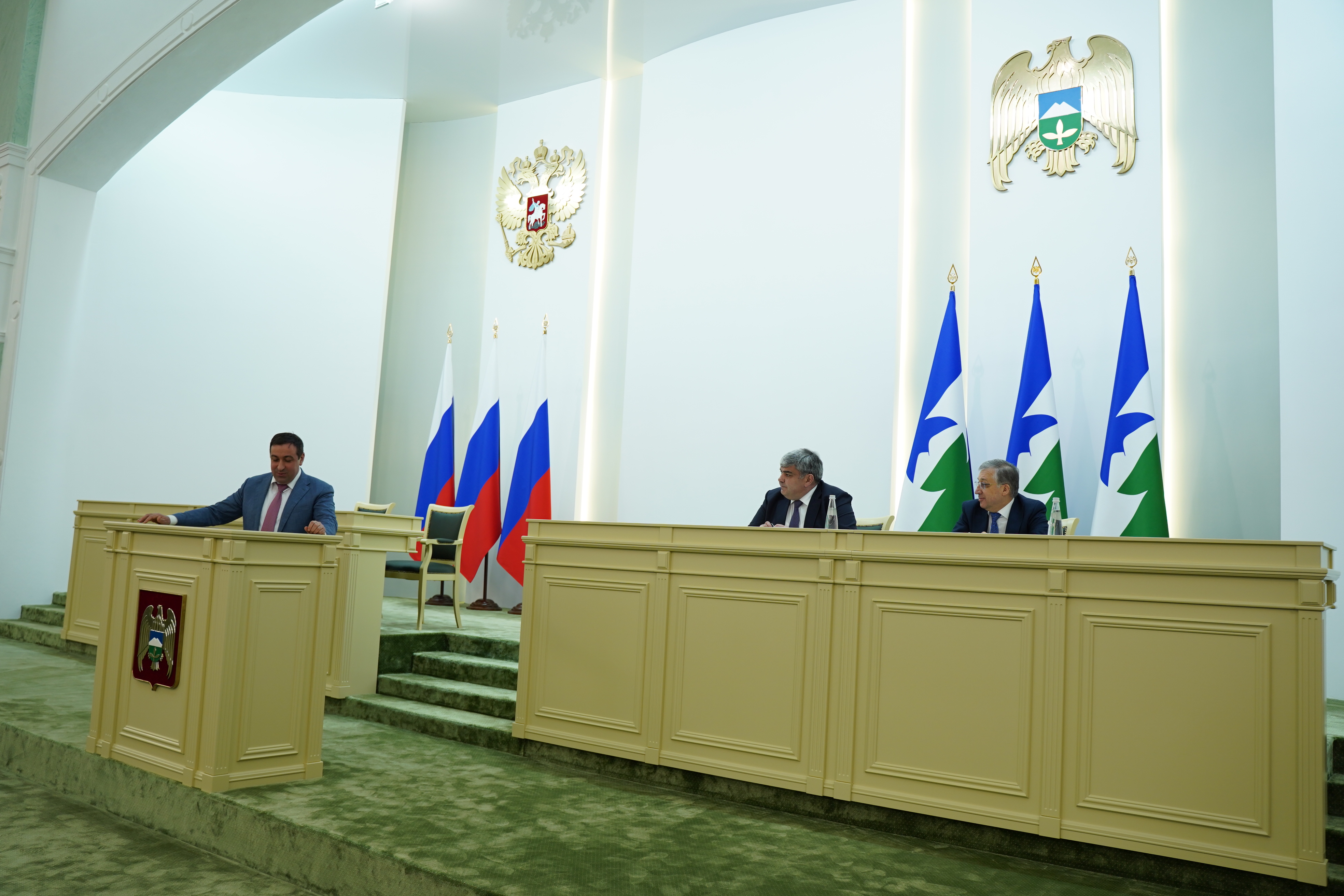 Казбек Коков провел заседание Совета по вопросам улучшения качества жизни жителей республики