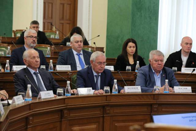Глава КБР Казбек Коков провел заседание Общественного совета республиканской программы «Герои Кабардино-Балкарской Республики»